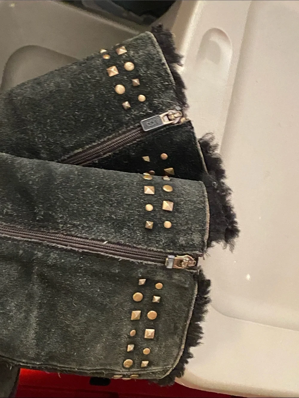 🖤 Rare Vintage Sheep Skin UGGS Black Suede Studded with Buckles